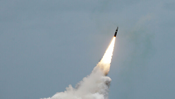 США испытали неснаряженную баллистическую ракету Trident II