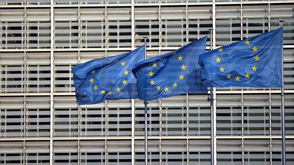 ЕС намерен более эффективно защищать демократию и права человека