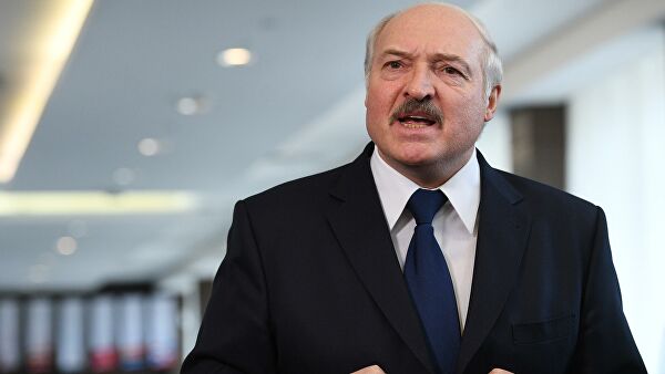 Лукашенко раскритиковал нагнетание обстановки вокруг коронавируса