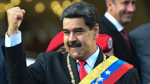 Мадуро объявил о внезапных военных учениях в Венесуэле