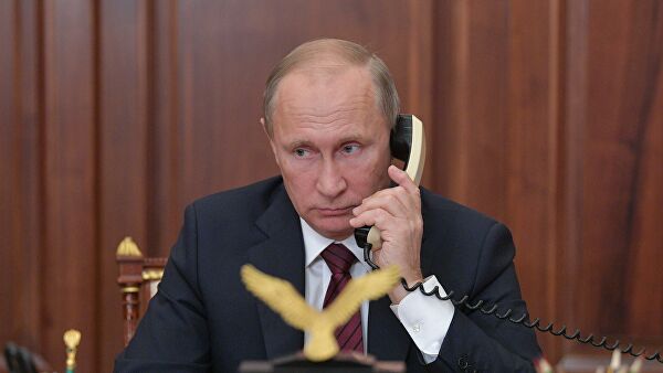 Перед лицом угрозы Путин и Трамп обсудили COVID по телефону