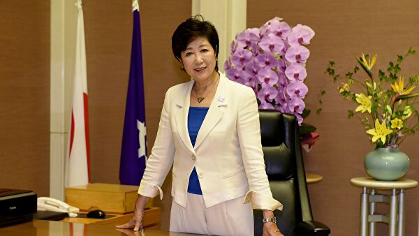 Губернатор Токио собирается просить о продлении режима ЧС