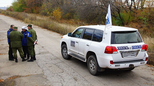 ЛНР: украинские боевики заминировали дорогу по маршруту патруля ОБСЕ
