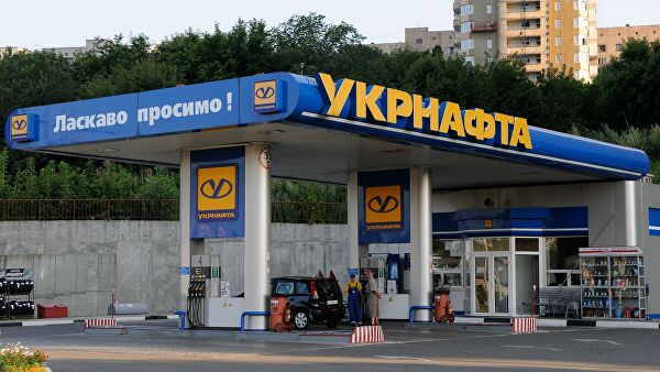 Украинцам объявили о скором понижении цен на топливо