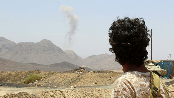 Глава генштаба йеменской армии попал под обстрел на востоке страны
