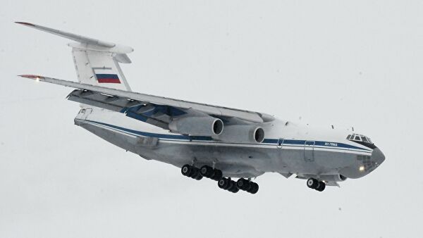 Из Италии вылетел шестой самолет с российскими военными