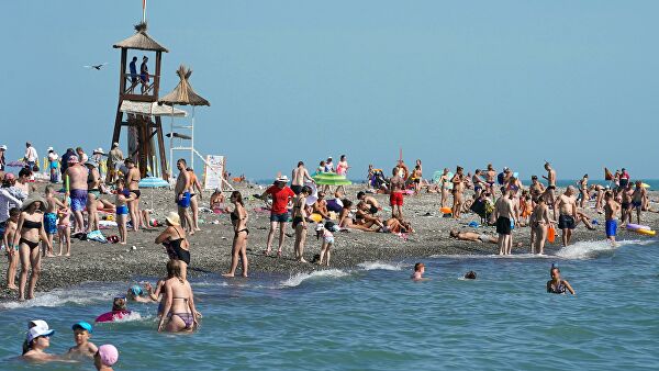 Моря не видать. На Украине закроют побережья на майские праздники 