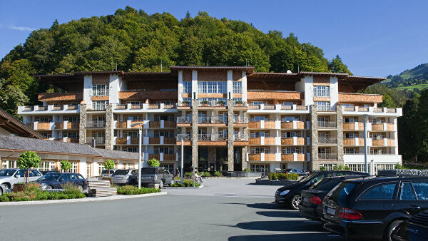 В Австрии начинают работать отели