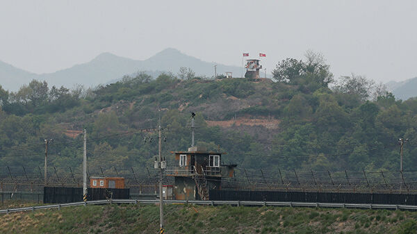 Северная Корея начала демонтаж громкоговорителей на границе, сообщает СМИ
