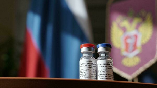 В Минздраве ответили на критику российской вакцины от COVID-19 за рубежом