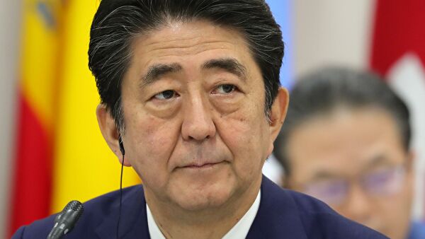 Абэ намерен углублять отношения с Россией и заключить мирный договор