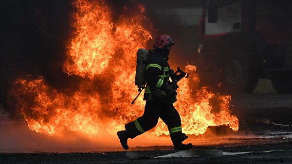 Участники драки на юге Казахстана подожгли более 30 домов и 23 машины