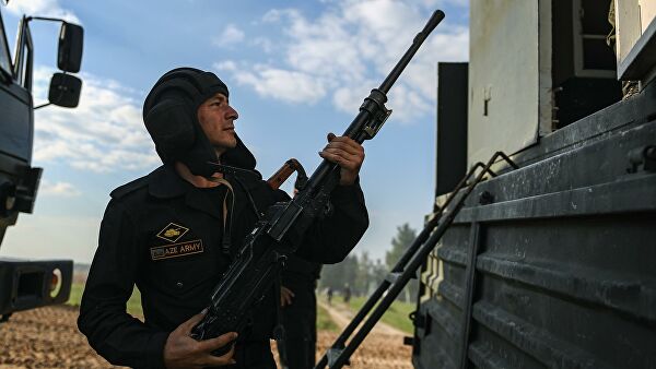 Армения заявила о возобновлении артобстрела с азербайджанской стороны