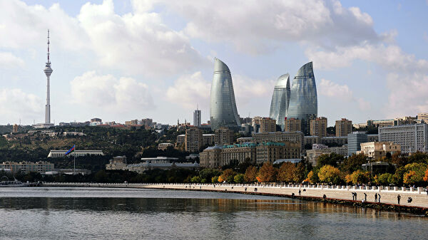 В Баку прошел митинг в поддержку азербайджанской армии 