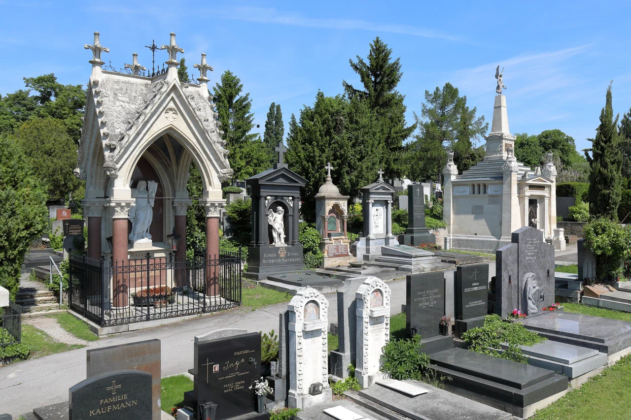 Вечные сады памяти: Магия и значимость кладбищ